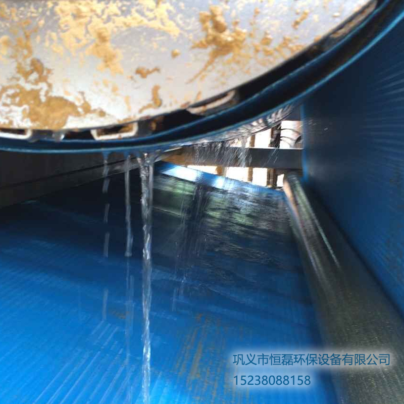 無法來現場了解恒磊帶式壓濾機的壓濾效果？點擊此處看我們恒磊帶式壓濾機壓濾污泥污水的現場分享圖！